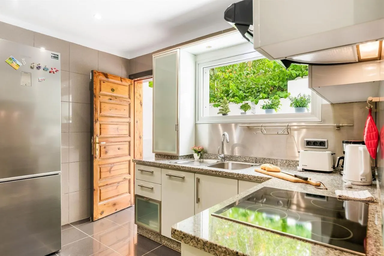 Villa Fantastic Townhouse In The Centre Of Las Americas Playa de las Américas