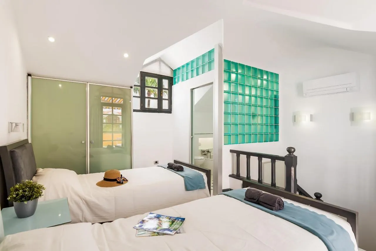 Villa Fantastic Townhouse In The Centre Of Las Americas Playa de las Américas